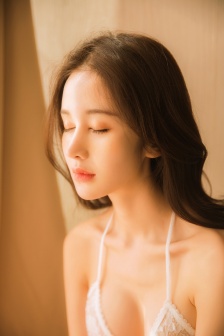 白发魔女蒋勤勤版